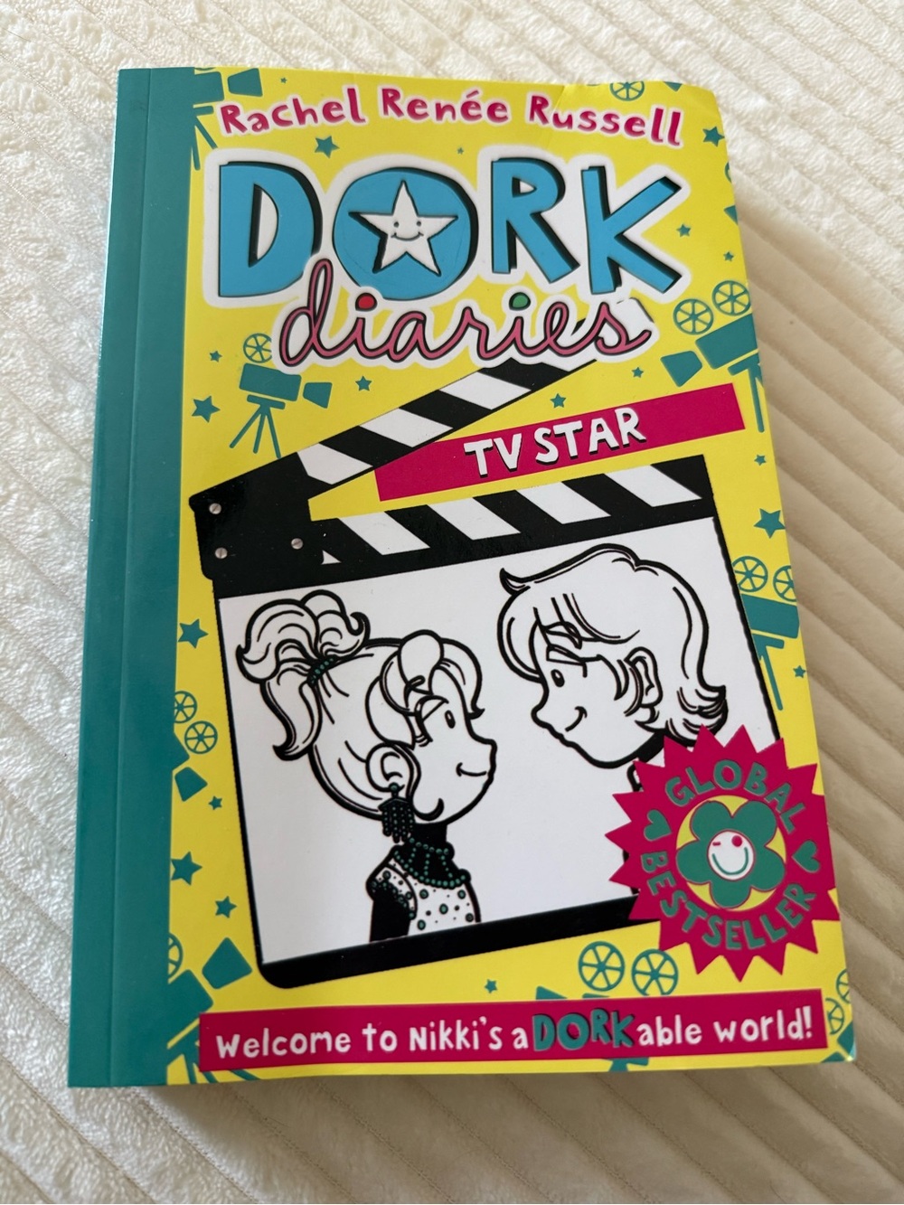 Dork Diaries: TV Star (Yellow & Teal) by Rachel Renée Russell